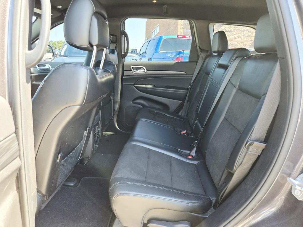Certified 2021 Jeep Grand Cherokee Laredo X AWD/4WD image 12