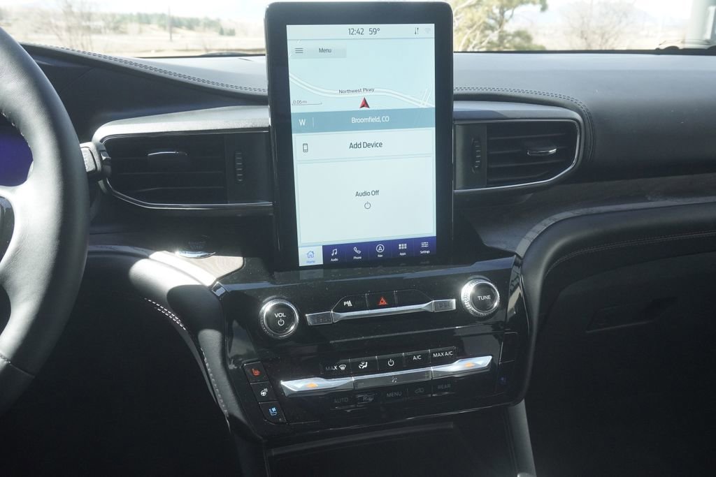 Used 2023 Ford Explorer Platinum w/ Technology Package image 15