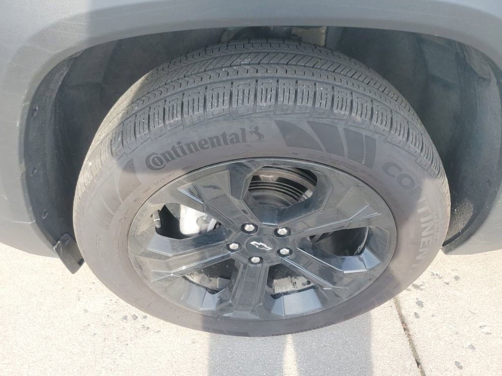 Used 2025 Chevrolet Equinox LT w/ Midnight Edition AWD/4WD image 12
