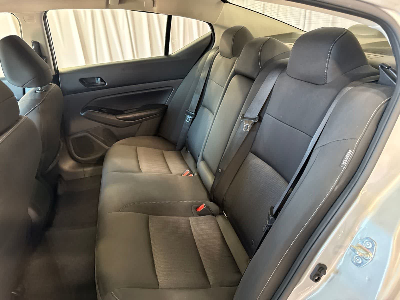 Used 2023 Nissan Altima 2.5 SV FWD image 17