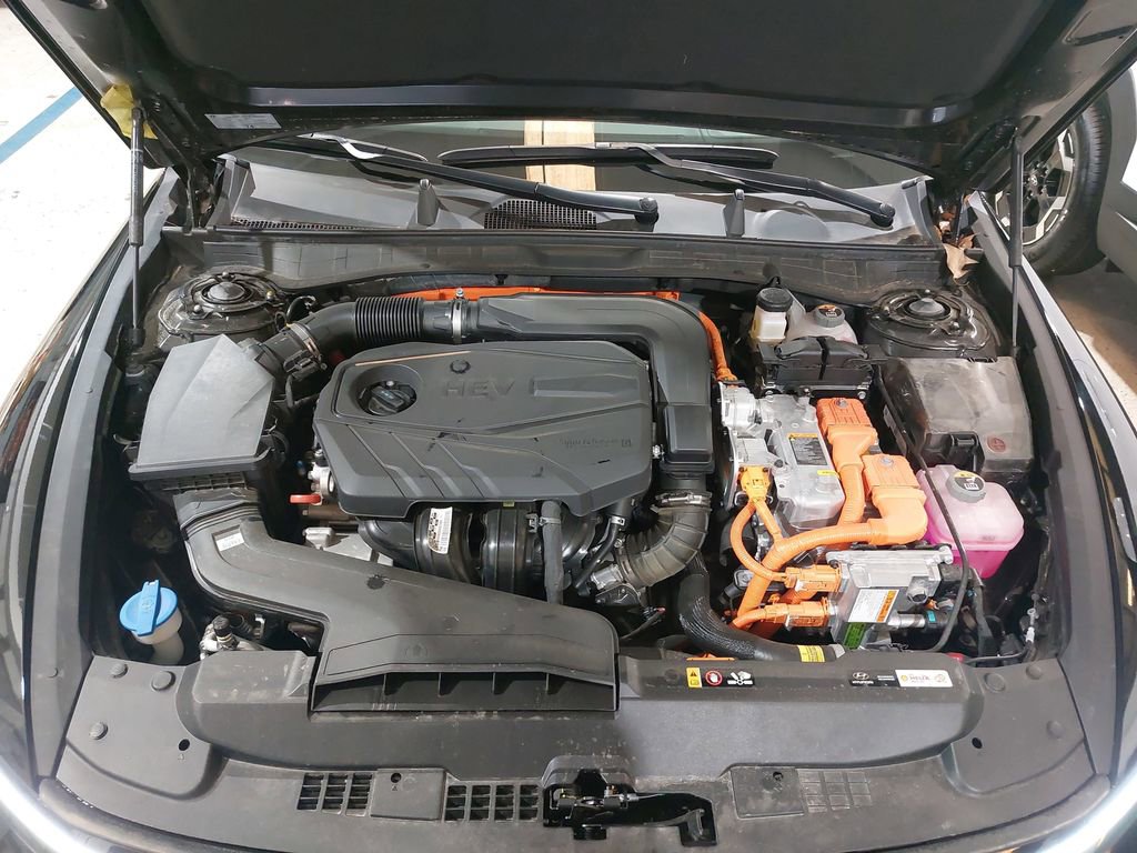 Certified 2025 Hyundai Sonata Limited image 32