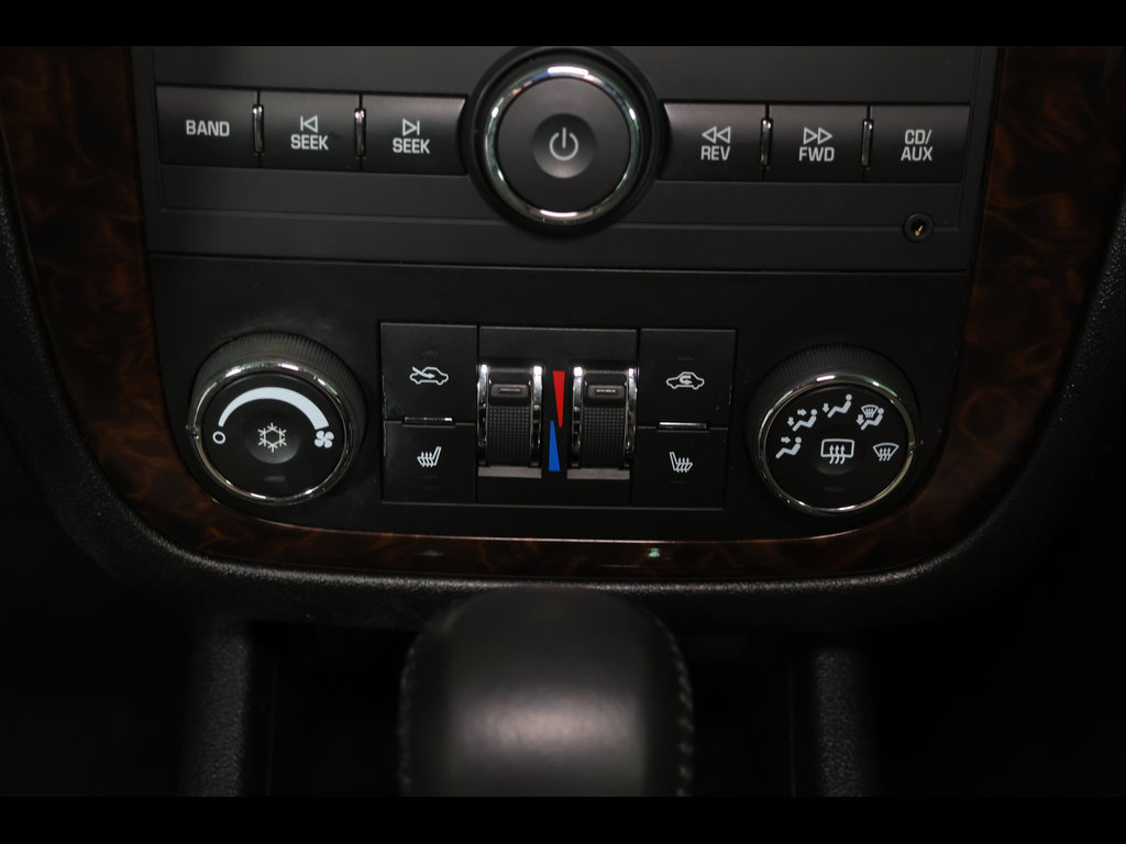 Used 2014 Chevrolet Impala LTZ FWD image 20