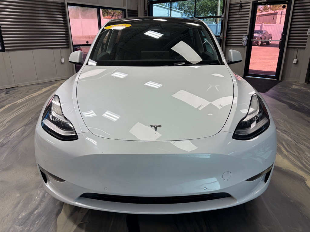 Used 2021 Tesla Model Y Long Range AWD/4WD image 39