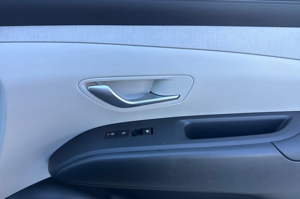 New 2026 Hyundai Tucson SEL FWD image 18