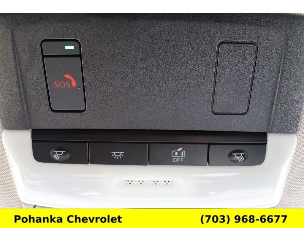 Used 2022 Nissan Pathfinder SV image 18