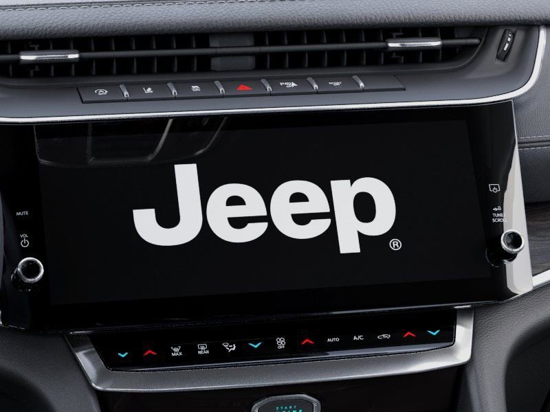 New 2026 Jeep Grand Cherokee Altitude image 18