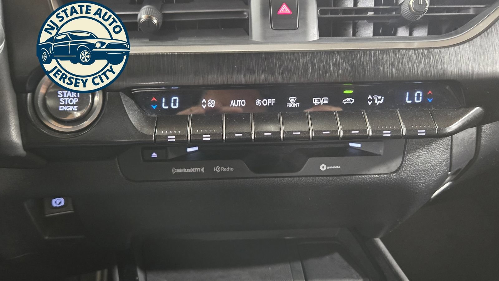Used 2021 Lexus UX 200 F Sport w/ Accessory Package (Z1) FWD image 18