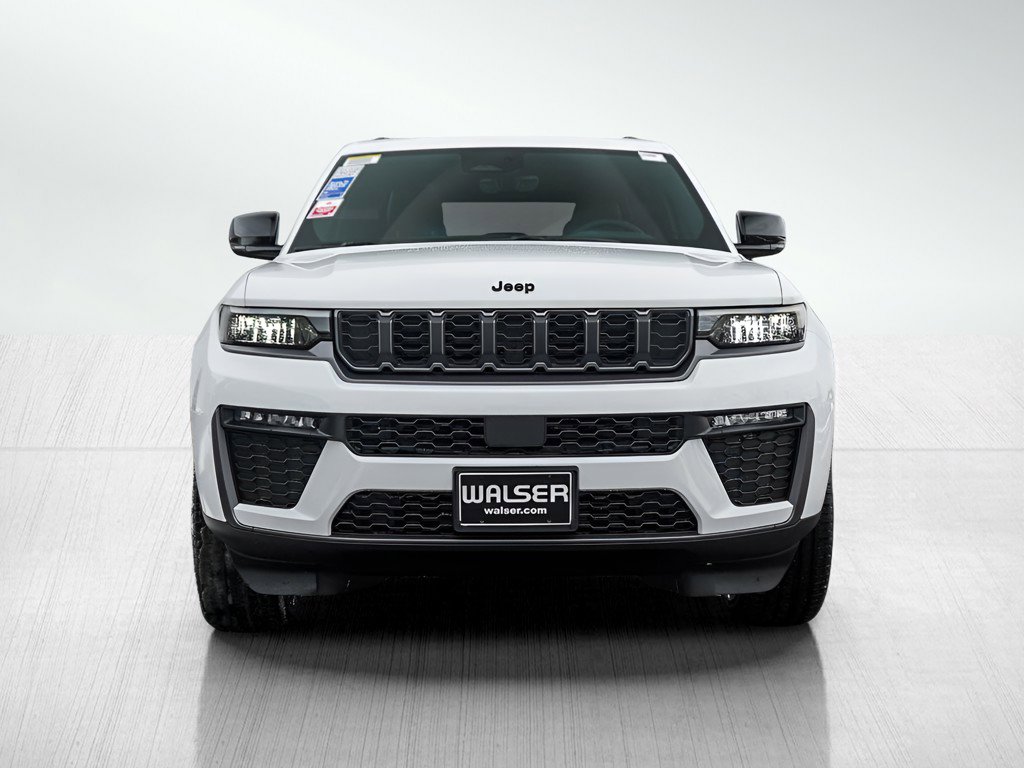 New 2026 Jeep Grand Cherokee Limited w/ Limited Altitude Package AWD/4WD image 2