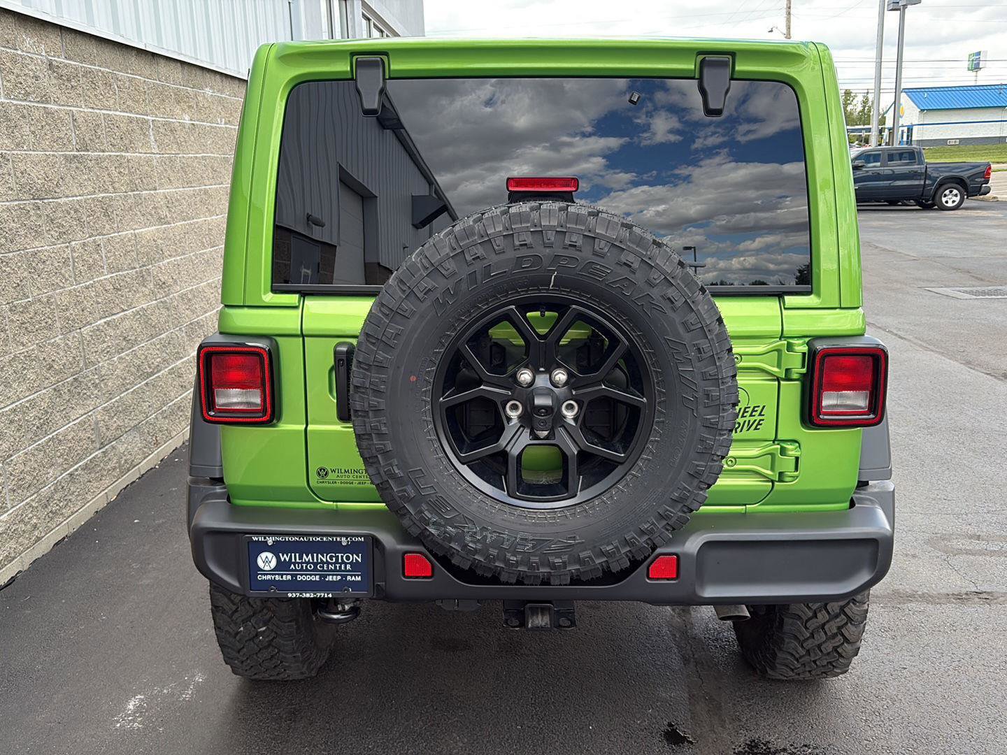 Used 2025 Jeep Wrangler Unlimited Sport AWD/4WD image 41