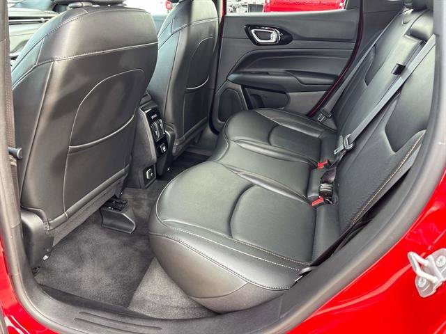 Certified 2022 Jeep Compass Limited image 9