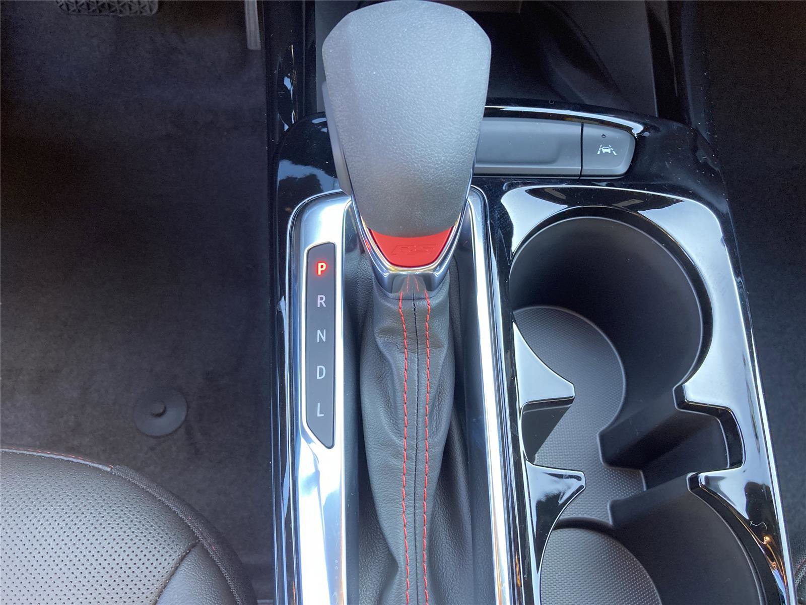 New 2026 Chevrolet Trax RS w/ Sunroof Package image 28