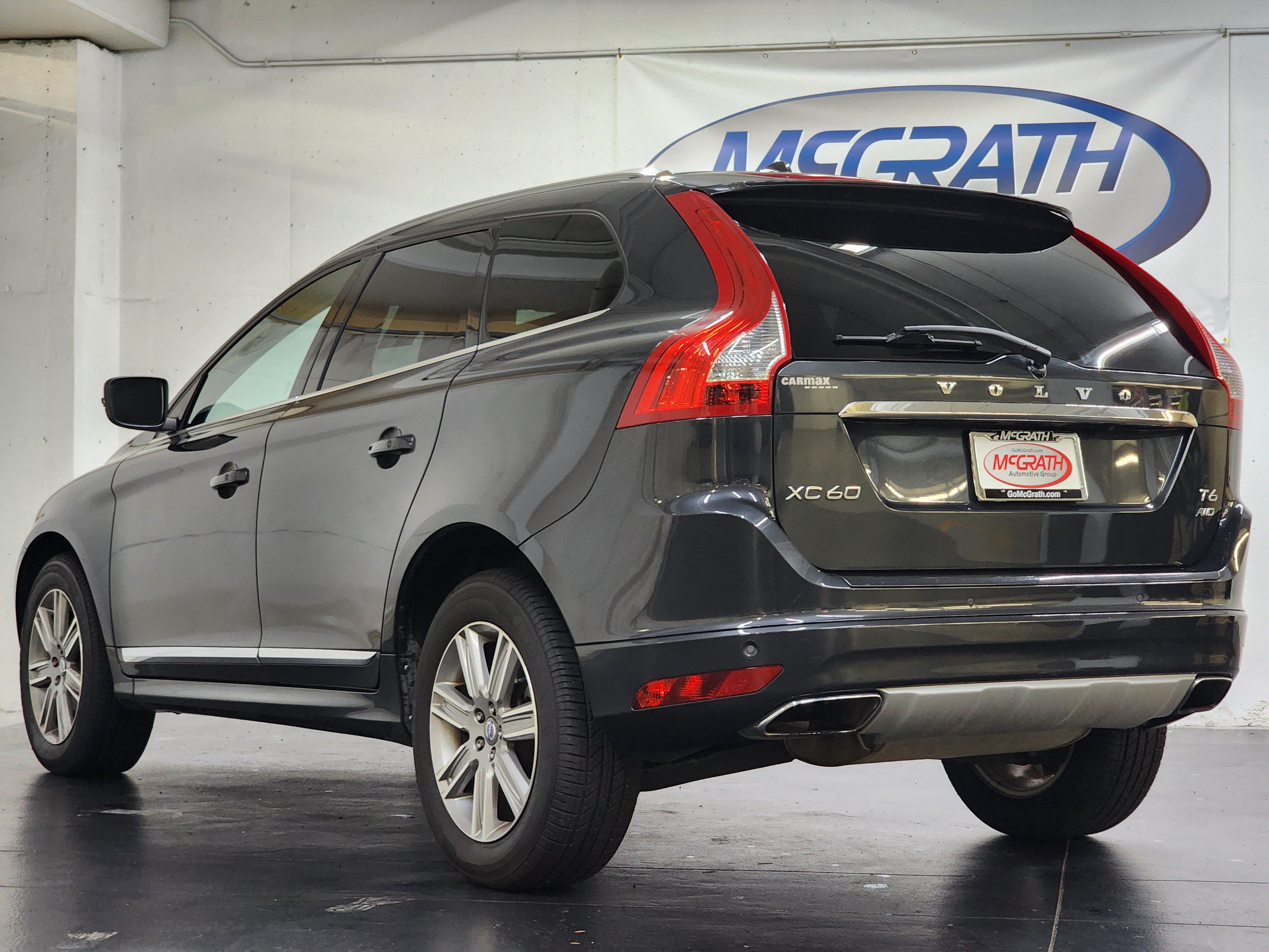 Used 2016 Volvo XC60 T6 w/ Climate Package AWD/4WD image 10