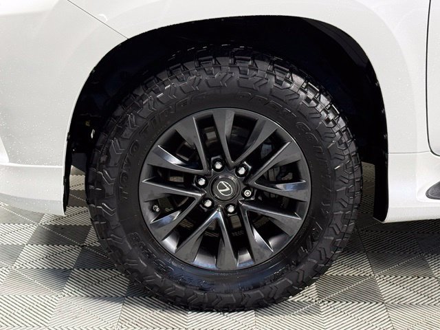 Used 2022 Lexus GX 460 Premium w/ Premium Package AWD/4WD image 11