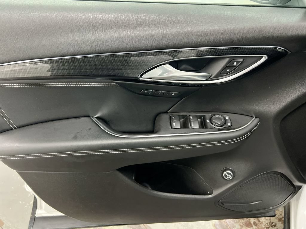 Used 2022 Buick Envision Essence w/ Sport Touring Package FWD image 20