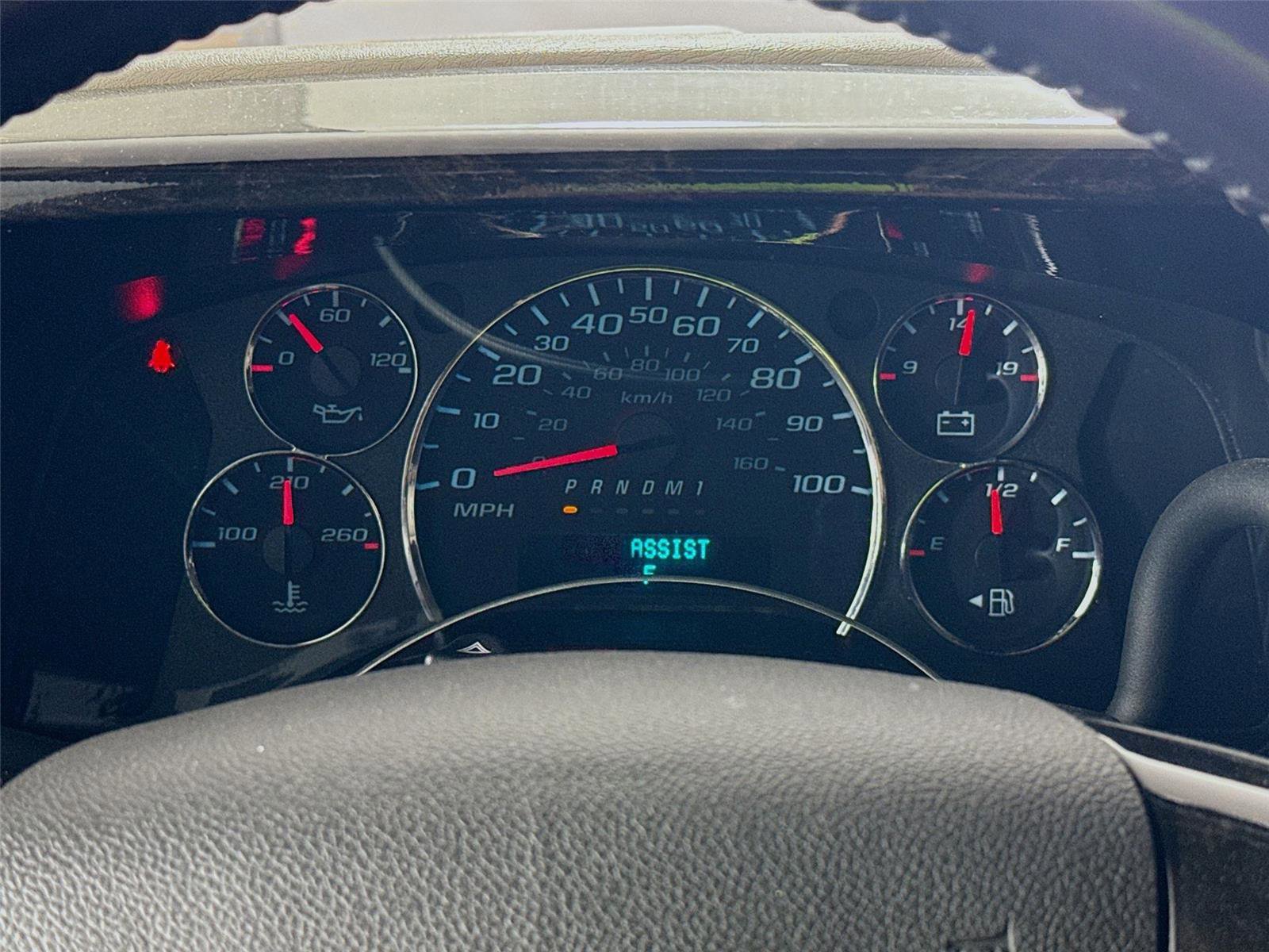 Used 2021 Chevrolet Express 3500 LS w/ Chrome Appearance Package image 3