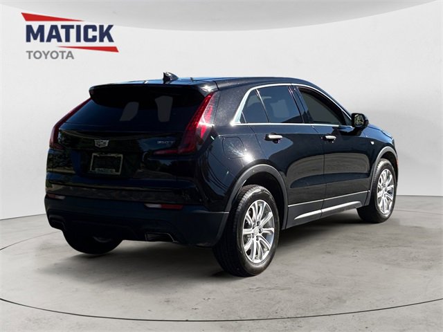 Used 2020 Cadillac XT4 Luxury w/ Cold Weather Package image 7