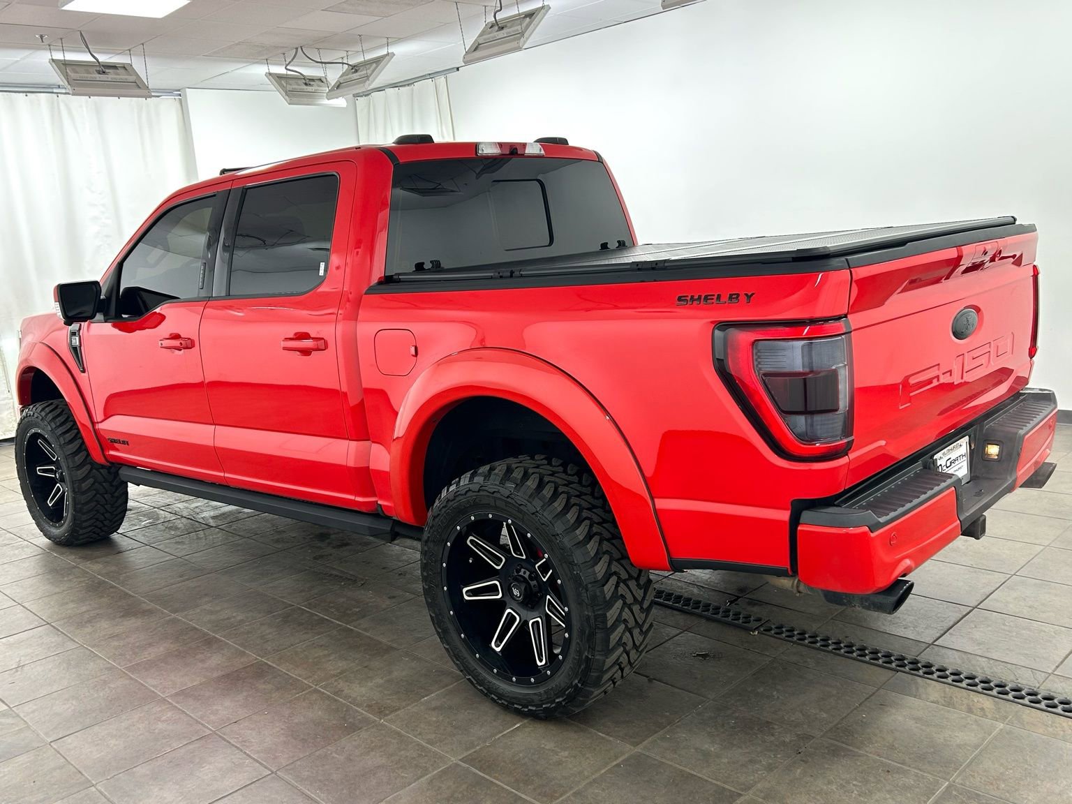 Used 2022 Ford F150 Lariat w/ Equipment Group 502A High image 5