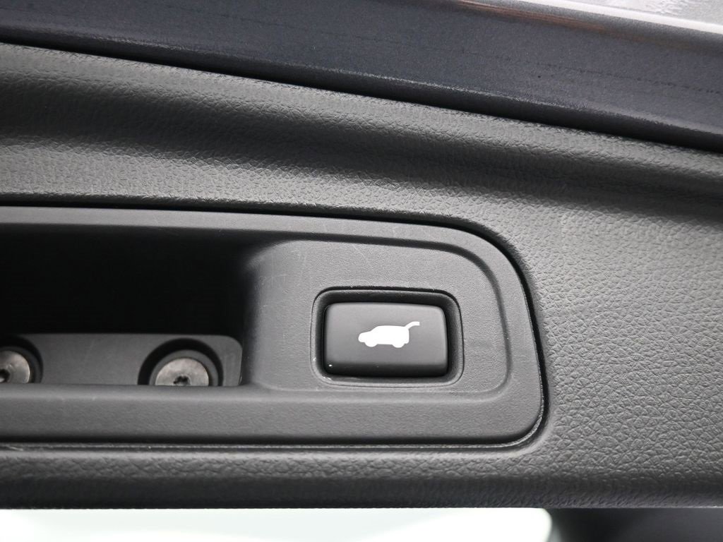 Certified 2022 Honda Pilot Touring image 25