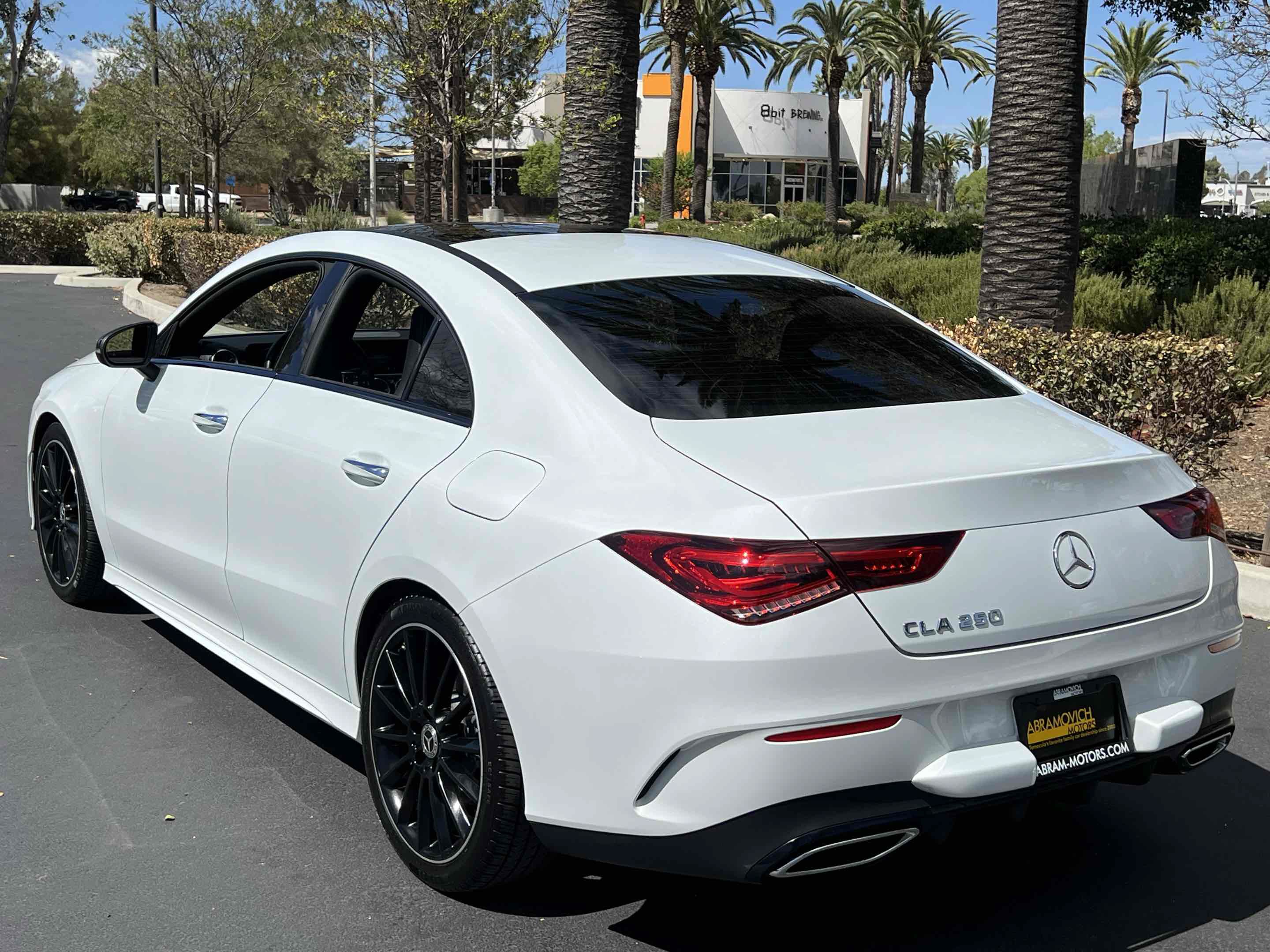 Used 2023 Mercedes-Benz CLA 250 image 2