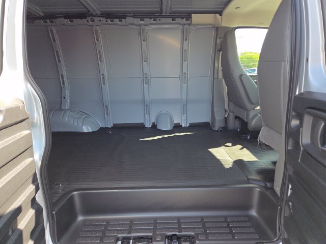 New 2026 Chevrolet Express 2500 w/ Driver Convenience Package RWD image 14