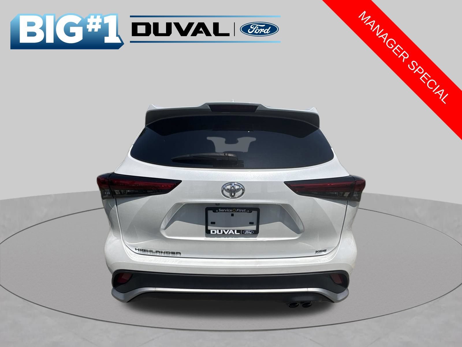 Used 2023 Toyota Highlander XSE FWD image 6