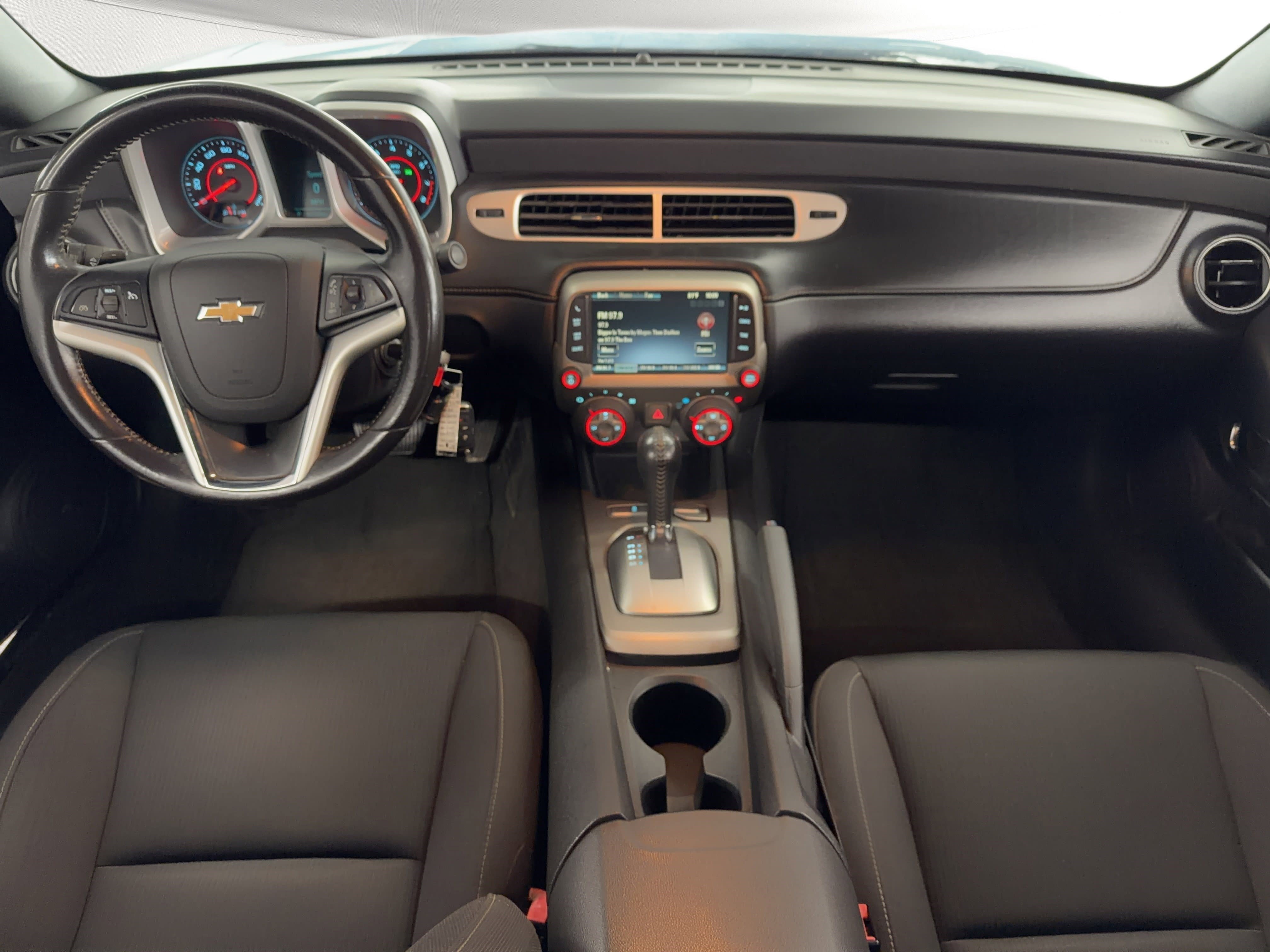 Used 2015 Chevrolet Camaro LT RWD image 18