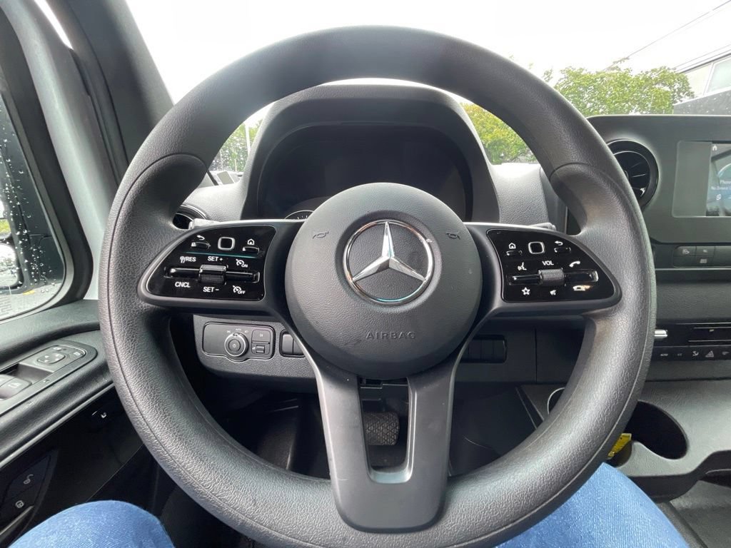 Used 2024 Mercedes-Benz Sprinter 2500 image 11
