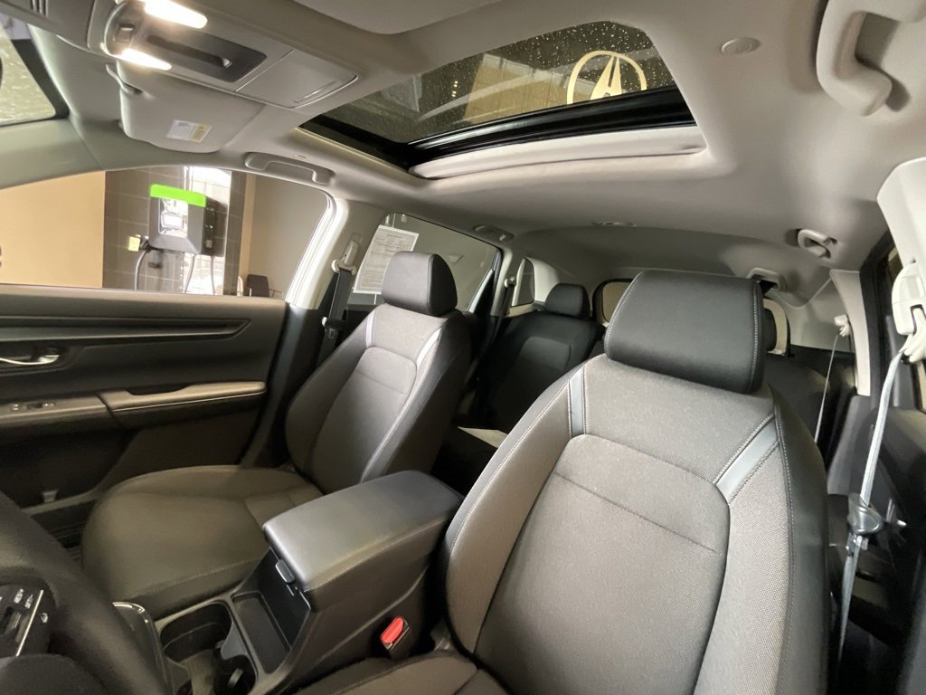 Used 2025 Honda CR-V EX image 11