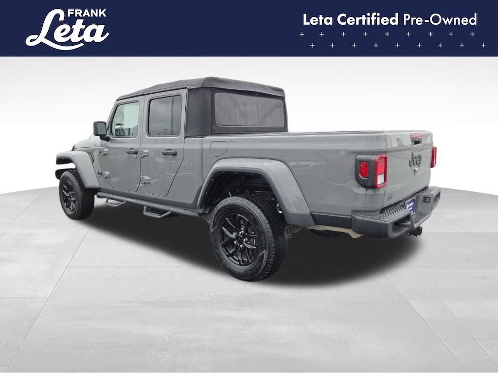 Used 2021 Jeep Gladiator Sport image 7