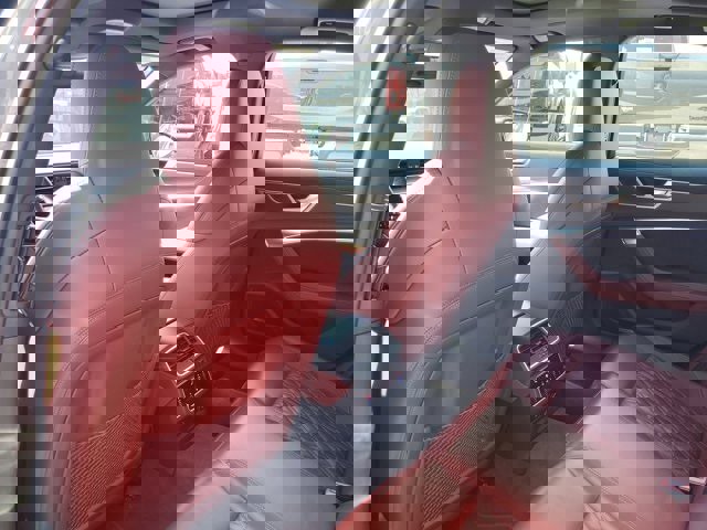 Used 2022 Audi S6 Premium Plus image 19