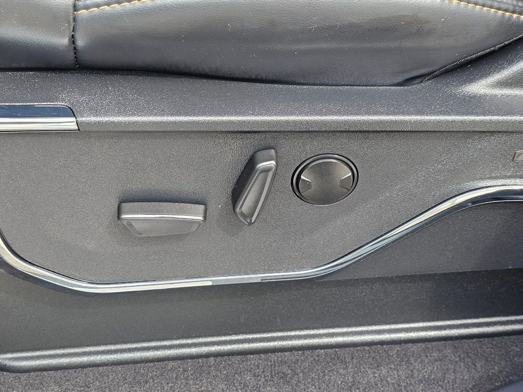 Used 2023 Ford F250 Platinum AWD/4WD image 23