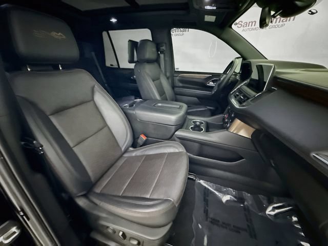 Used 2024 Chevrolet Tahoe High Country w/ Advanced Technology Package AWD/4WD image 32