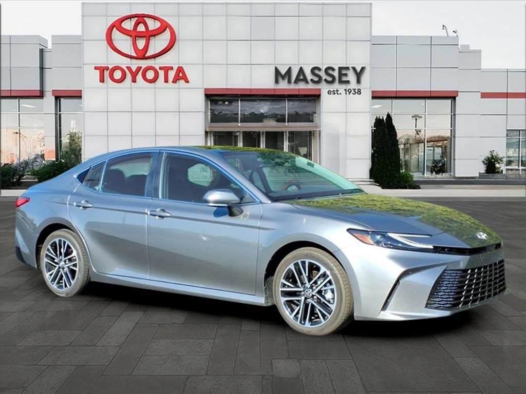 Used 2025 Toyota Camry XLE