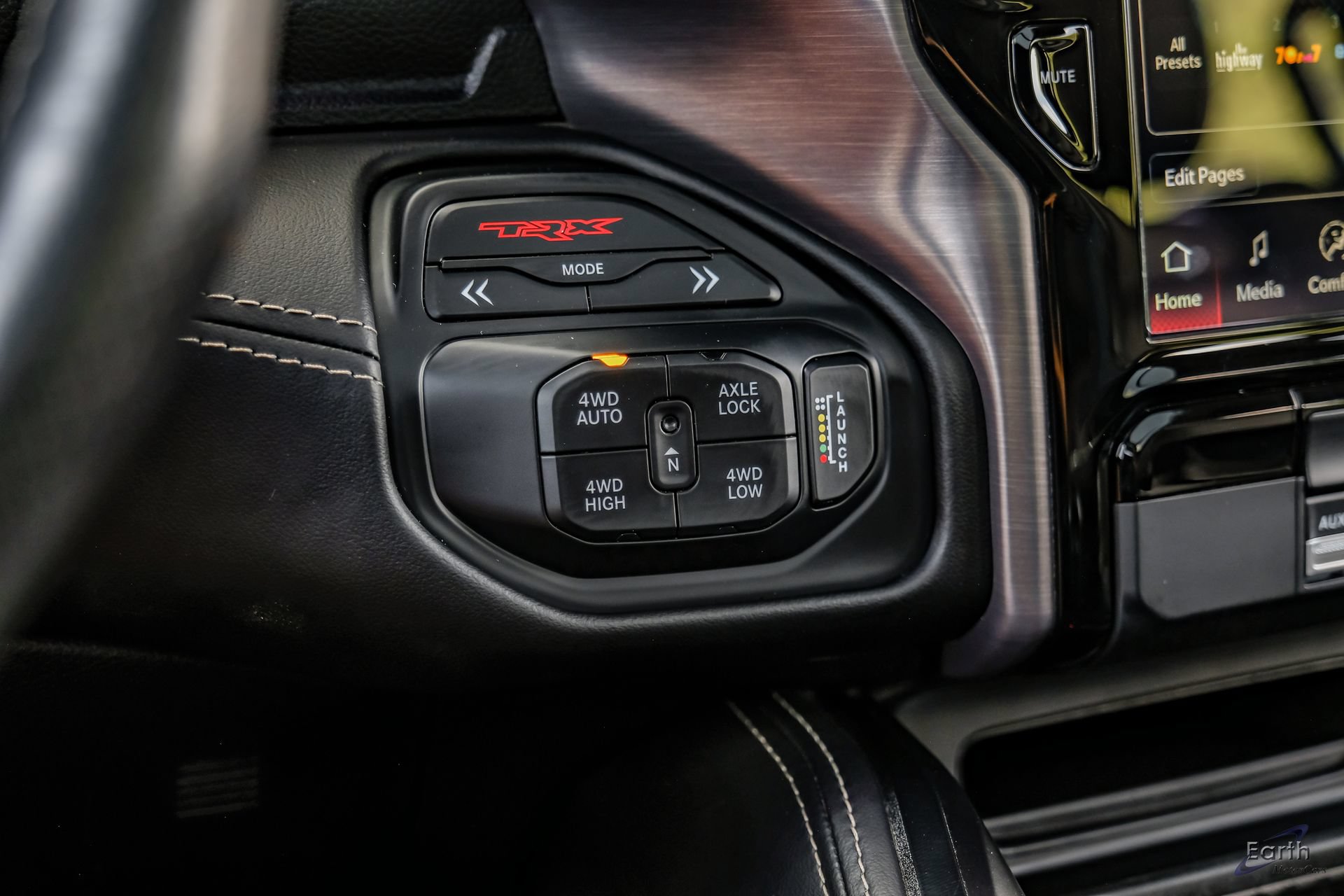 Used 2022 RAM 1500 TRX AWD/4WD image 67