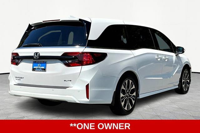 Used 2025 Honda Odyssey Elite image 6