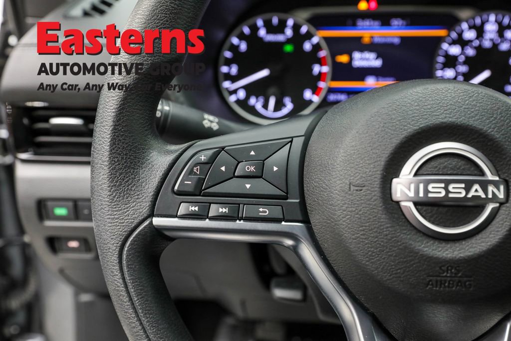 Used 2024 Nissan Sentra SV image 14