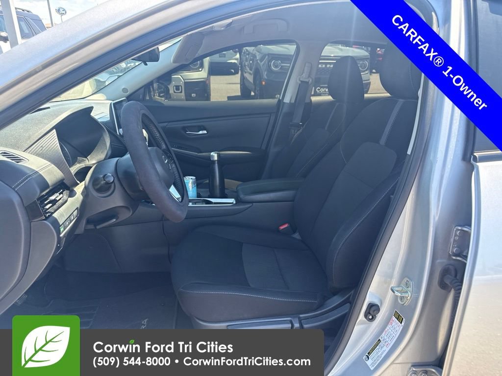 Used 2022 Nissan Sentra SV w/ Trunk Package FWD image 3