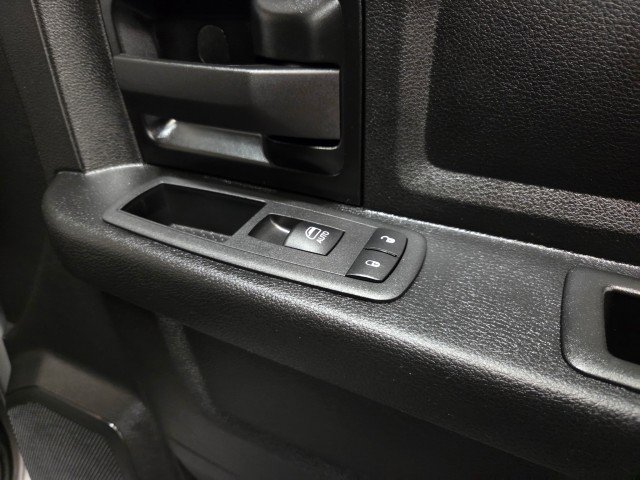 Used 2024 RAM 3500 Tradesman w/ Chrome Appearance Group image 33