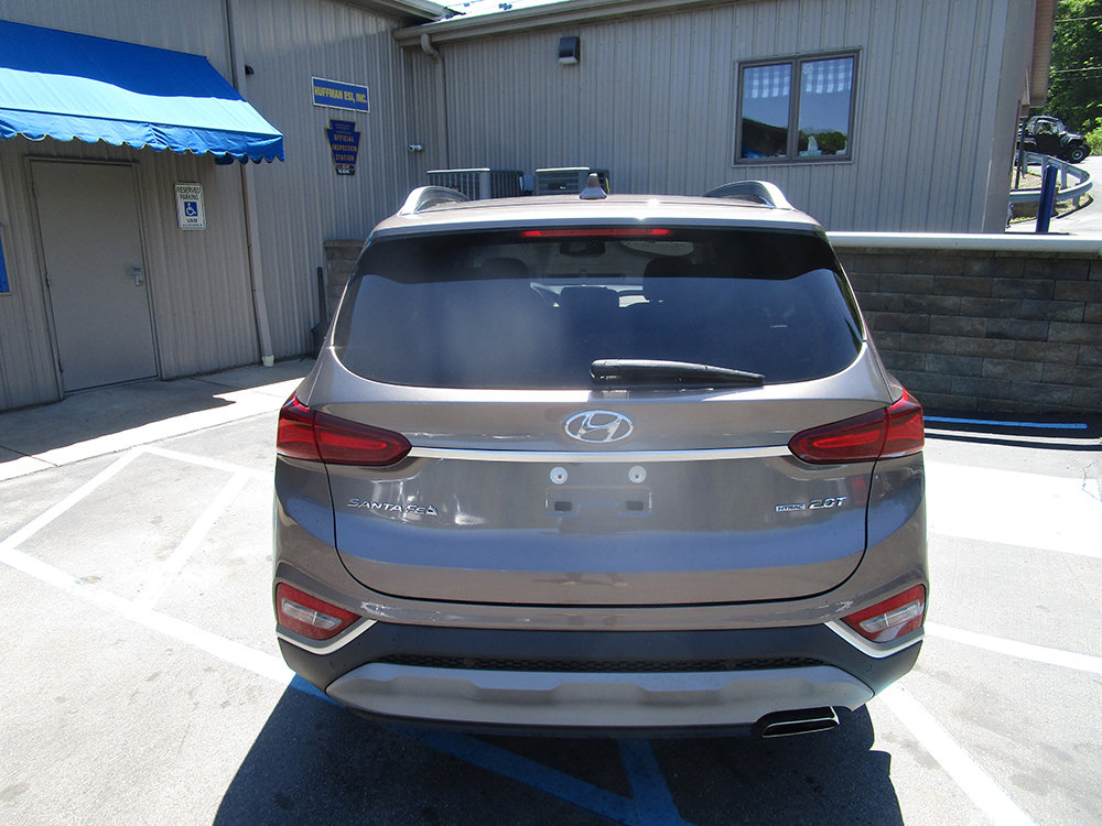 Used 2019 Hyundai Santa Fe AWD image 4
