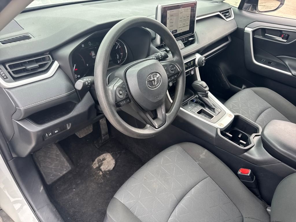 Used 2024 Toyota RAV4 XLE image 19