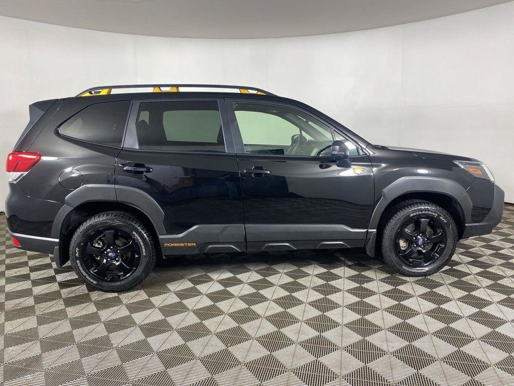 Used 2025 Subaru Forester Wilderness AWD/4WD image 5