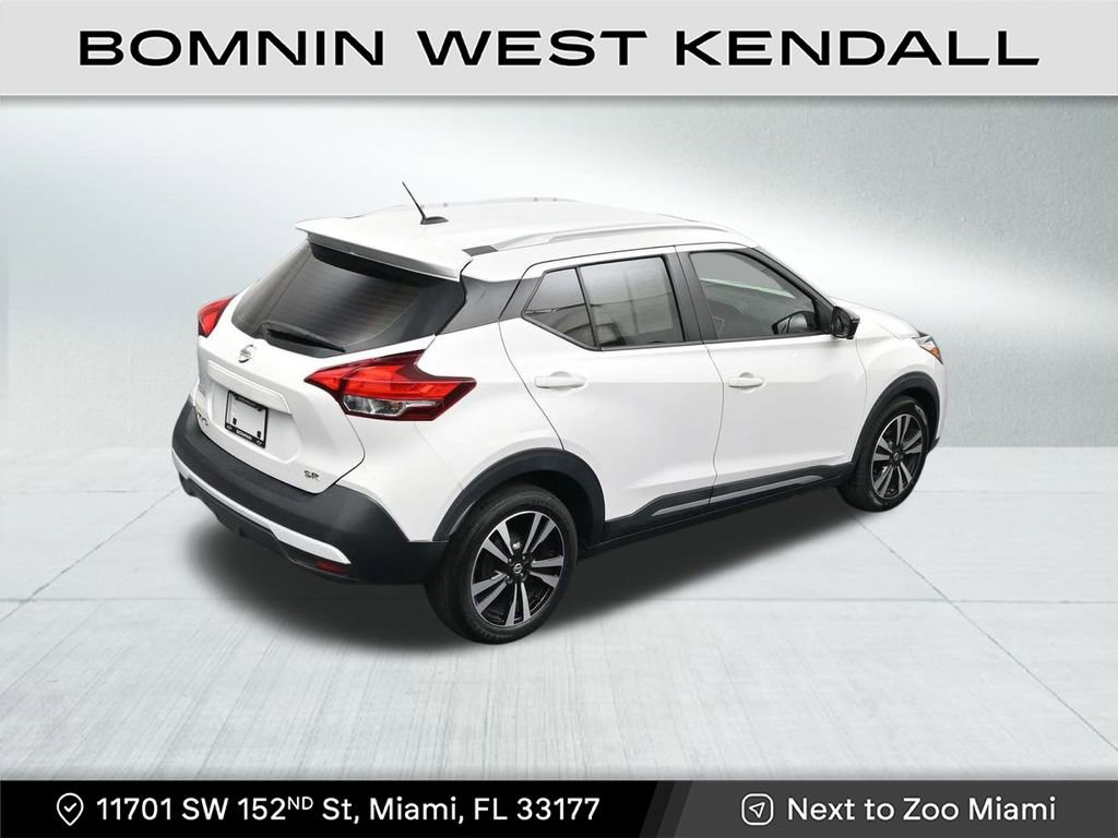 Used 2019 Nissan Kicks SR w/ SR Premium Package image 16