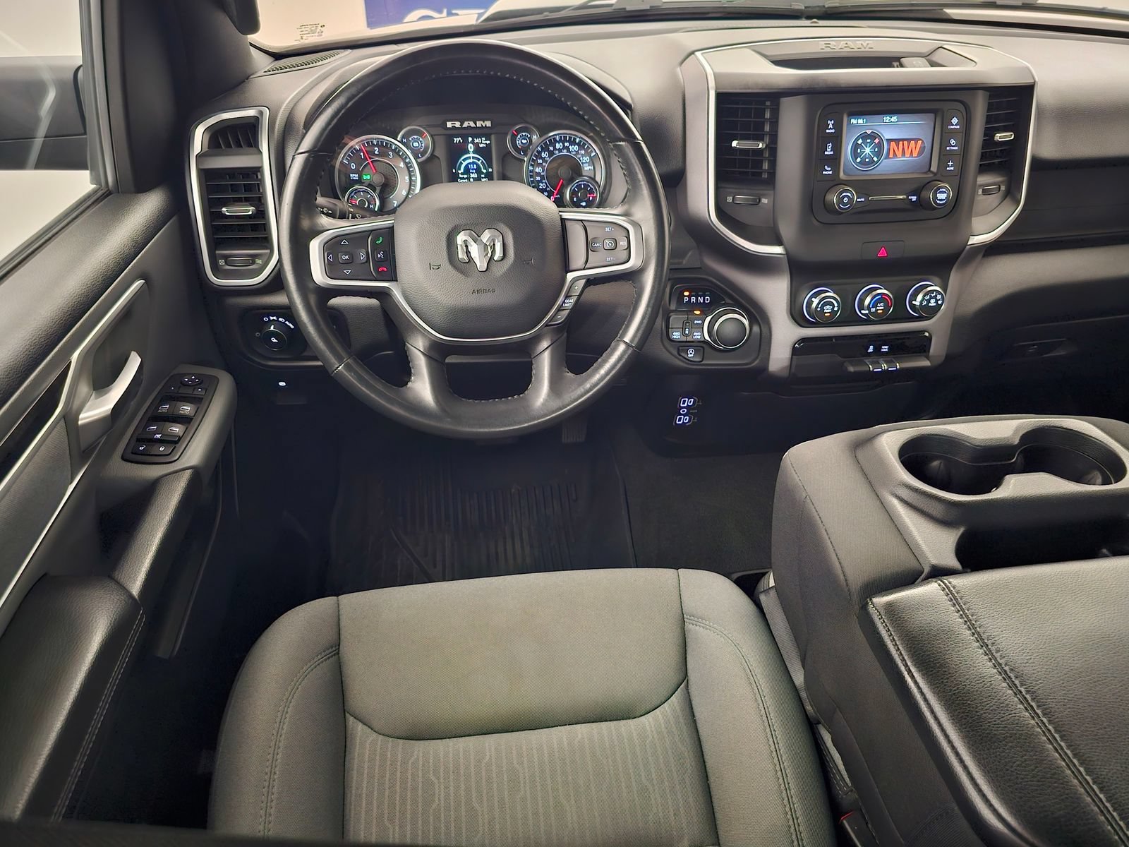 Used 2023 RAM 1500 Big Horn AWD/4WD image 7