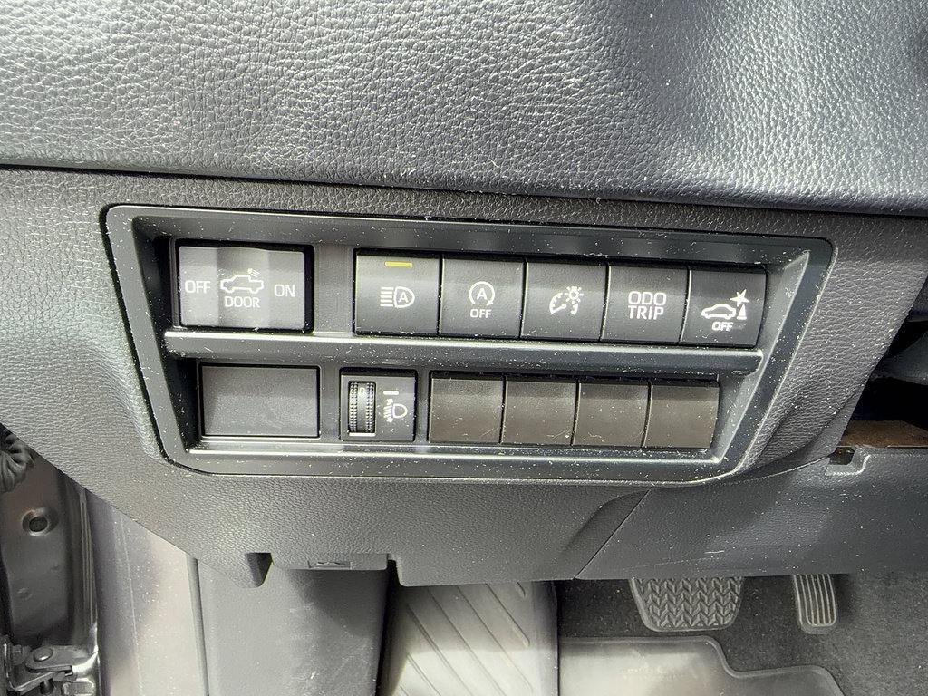 Used 2024 Toyota Tundra SR5 w/ SR5 Premium Package AWD/4WD image 25