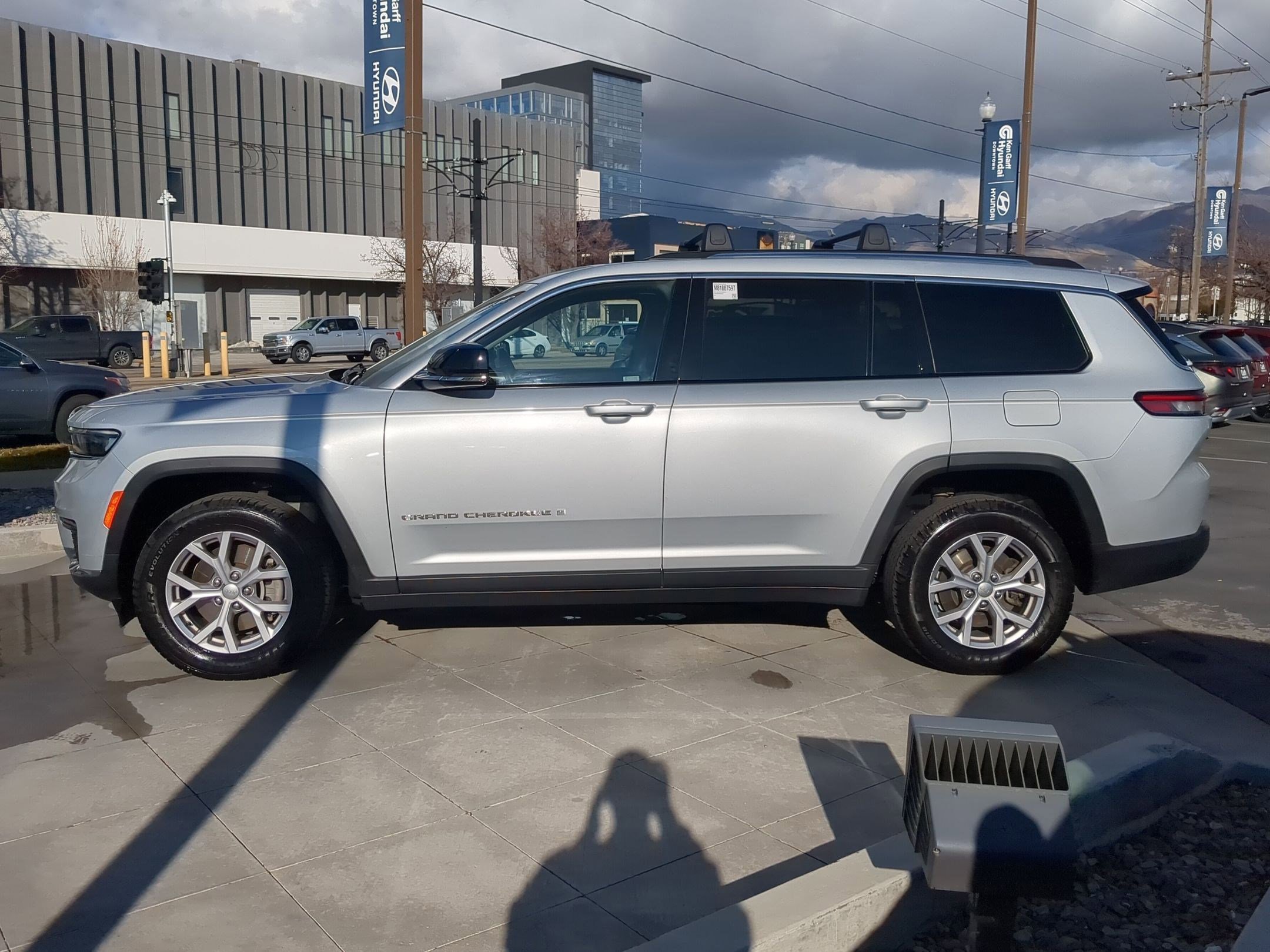 Used 2021 Jeep Grand Cherokee L Limited image 8