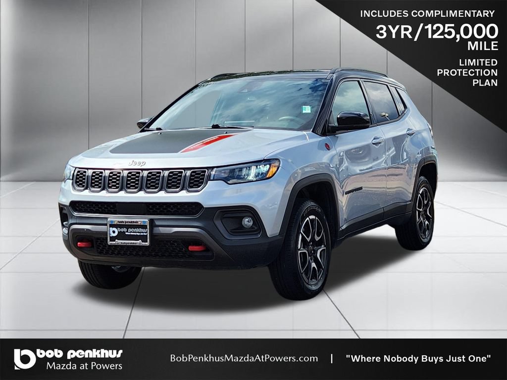 Used 2025 Jeep Compass Trailhawk AWD/4WD image 23