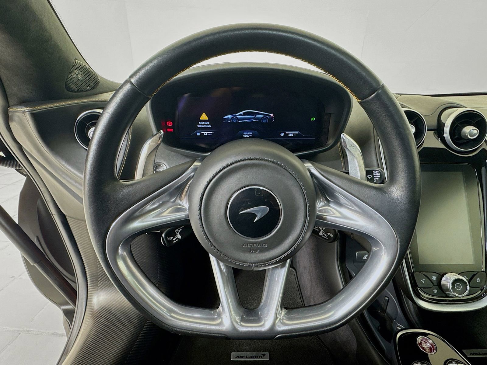 Used 2023 McLaren GT image 11