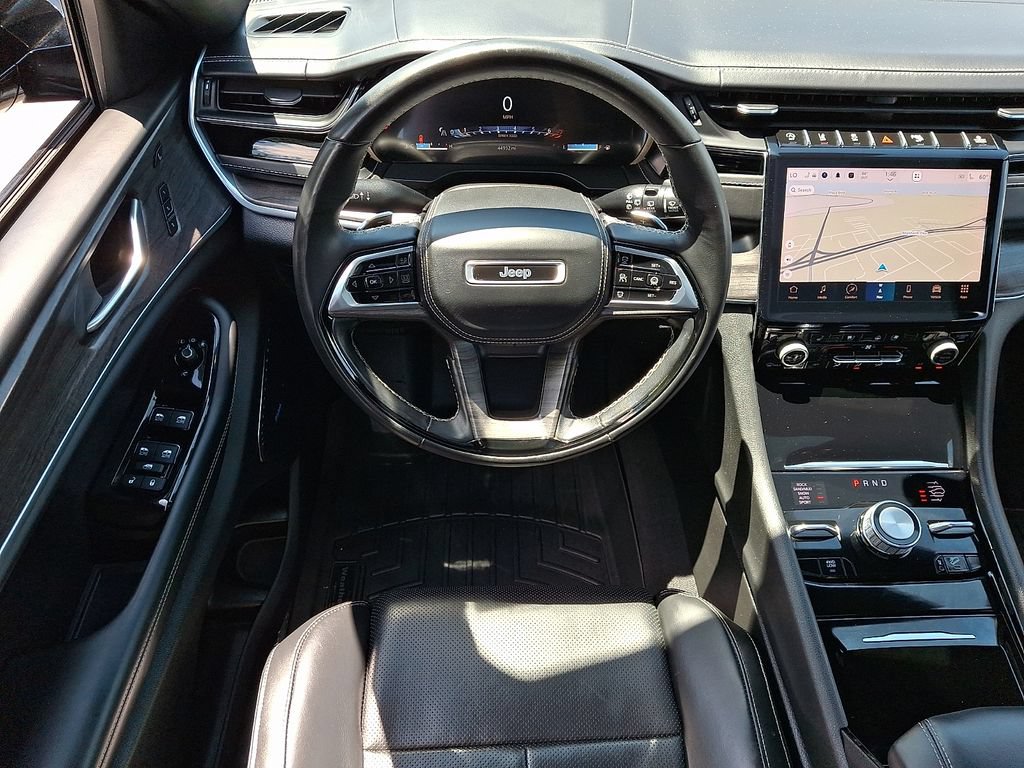 Used 2022 Jeep Grand Cherokee L Overland w/ Advanced Protech Group III AWD/4WD image 15