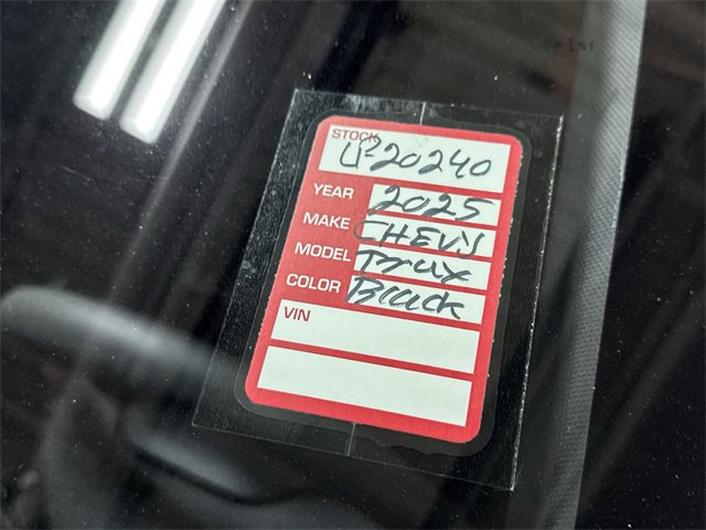 Certified 2025 Chevrolet Trax RS w/ Driver Confidence Package image 29