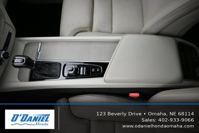 Used 2018 Volvo XC60 T5 Inscription AWD/4WD image 34
